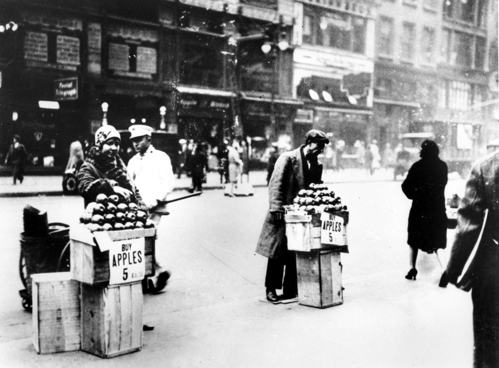 1930: Depression NYC Street Vendors
